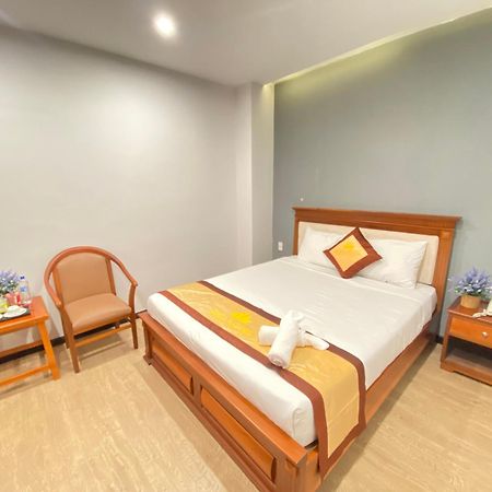 Cali Hotel Куи Нхон Екстериор снимка