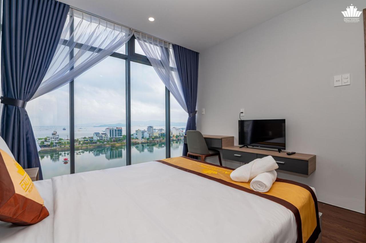 Cali Hotel Куи Нхон Екстериор снимка