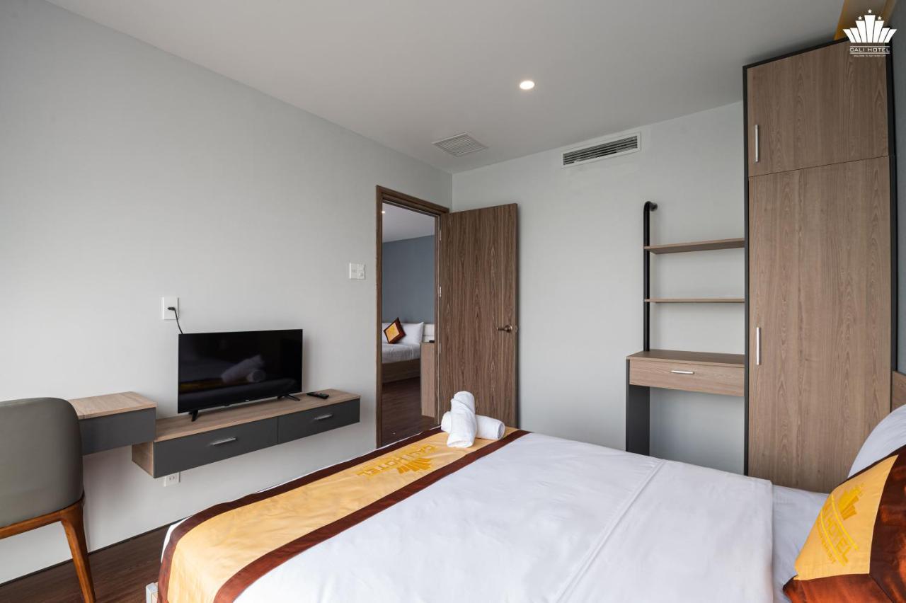 Cali Hotel Куи Нхон Екстериор снимка
