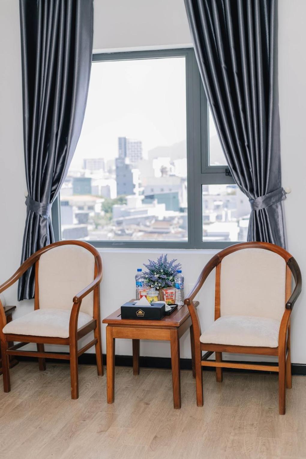 Cali Hotel Куи Нхон Екстериор снимка