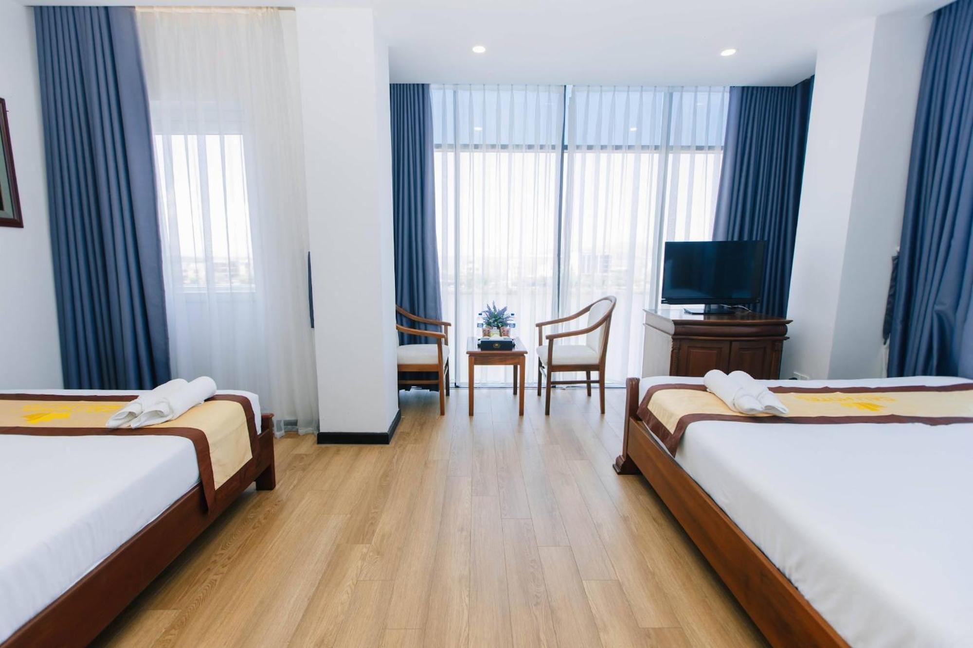 Cali Hotel Куи Нхон Екстериор снимка